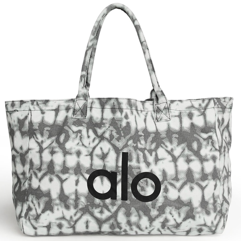 Alo Iconic Shopper Tote